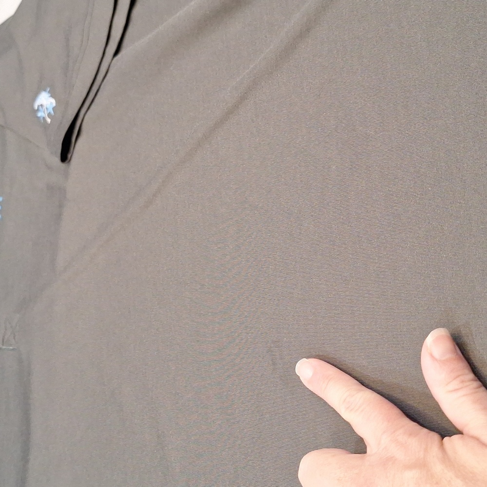 Travis Mathew Performance Dark Gray Golf Shortsleeve Shirt Logo Stripe Accent XL - Picture 5 of 9